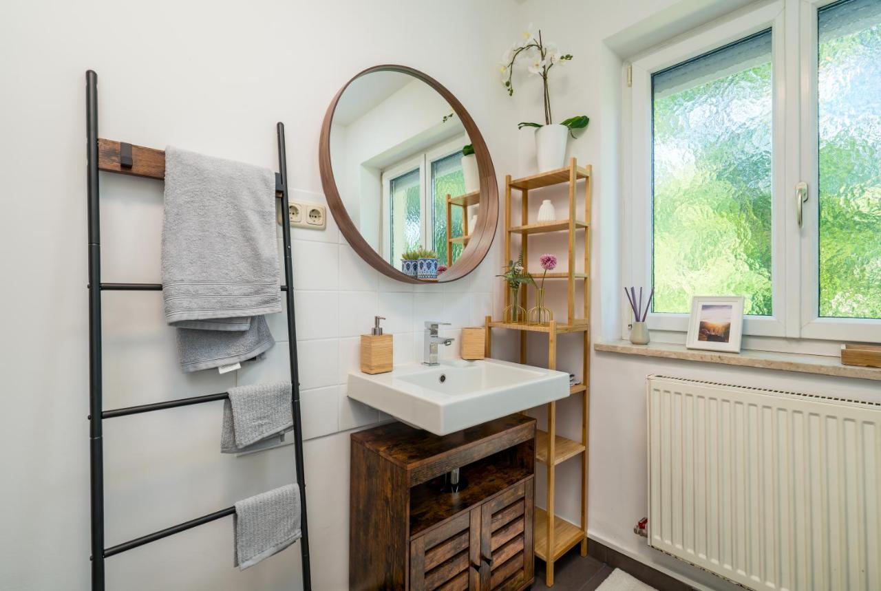 Eg Links-Wunderschoene 70M Grosse 2-Zimmer City Wohnung Naehe Salzburg Freilassing Εξωτερικό φωτογραφία