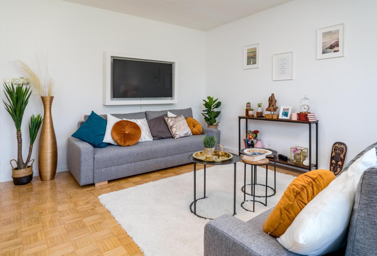 Eg Links-Wunderschoene 70M Grosse 2-Zimmer City Wohnung Naehe Salzburg Freilassing Εξωτερικό φωτογραφία